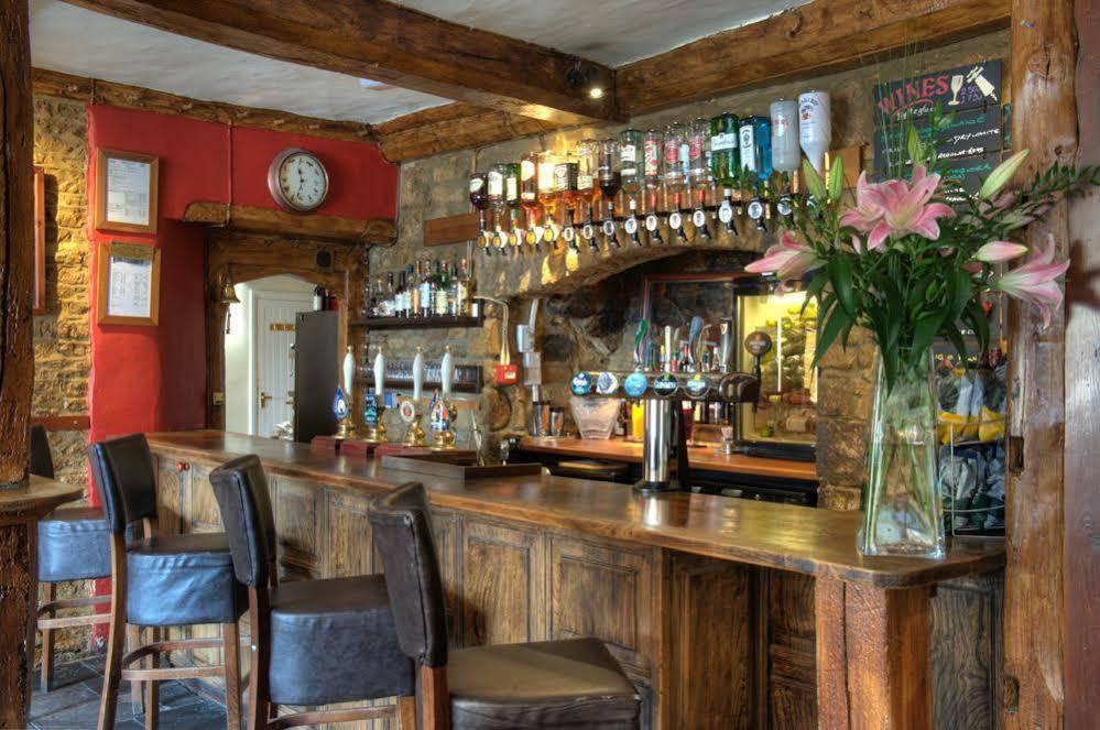The Deddington Arms Hotel Exterior foto