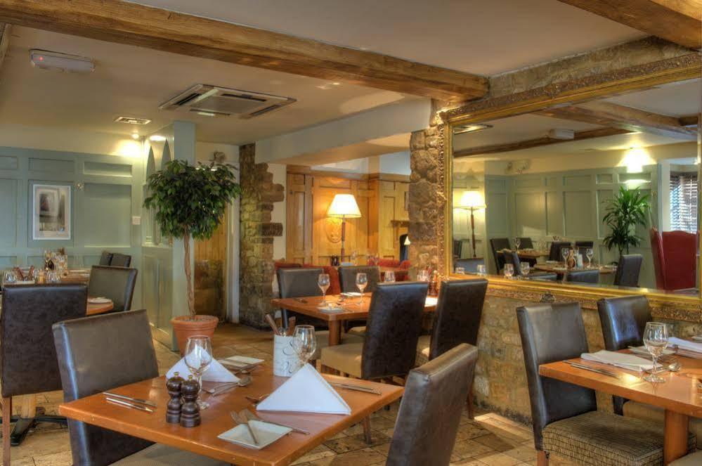 The Deddington Arms Hotel Exterior foto